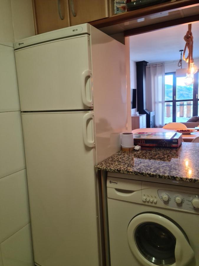 דירות Tuhogarencerler Taquilla Parking En Pistas מראה חיצוני תמונה